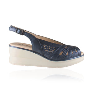 011061